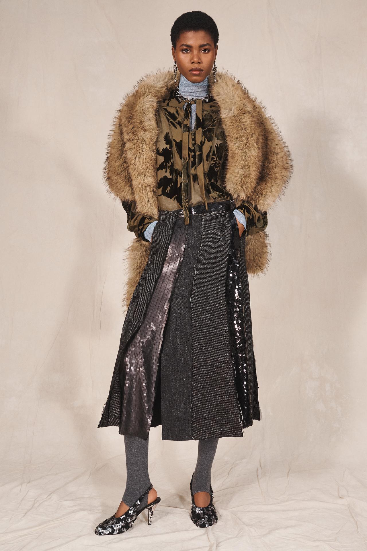 LIMITED EDITION MIXED FABRIC SEQUIN SKIRT