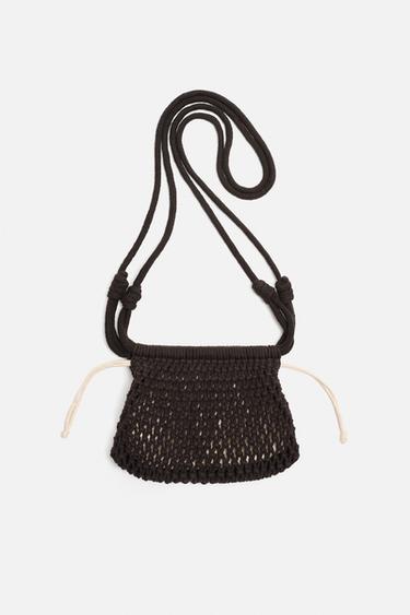 BANDOLERA MACRAMÉ - Marrón de Zara