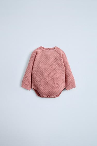 BODY PUNTO CON LANA - Rosado de Zara