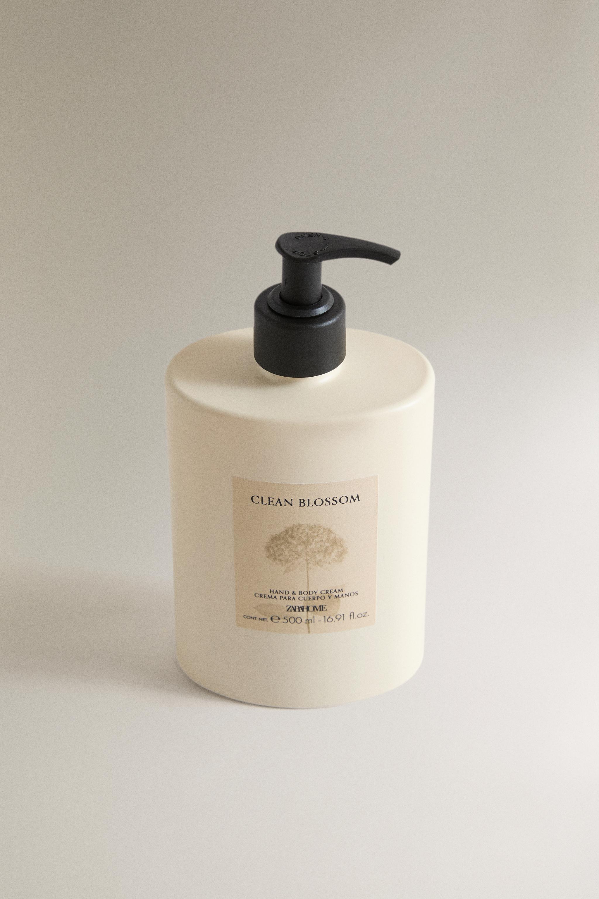 (500 ML) CLEAN BLOSSOM HAND AND BODY CREAM — Green/White