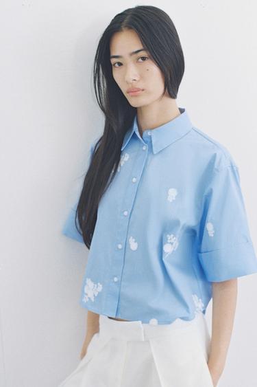 フラワースパンコール ショートシャツ青色/白色0Zaraのフラワースパンコール ショートシャツ - 青色/白色 - 画像 0