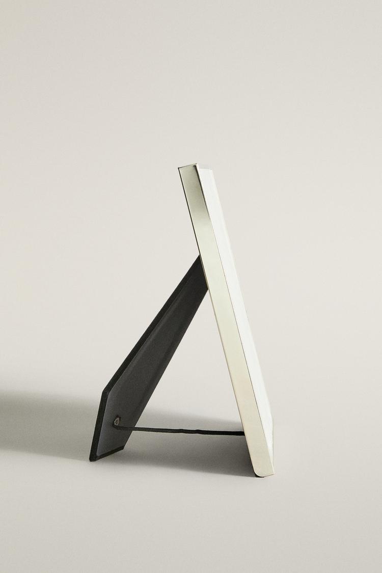 METAL PICTURE FRAME WITH STEPPED MAT — Silver
