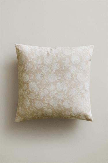 FLORAL CUSHION COVER - Beige by Zara