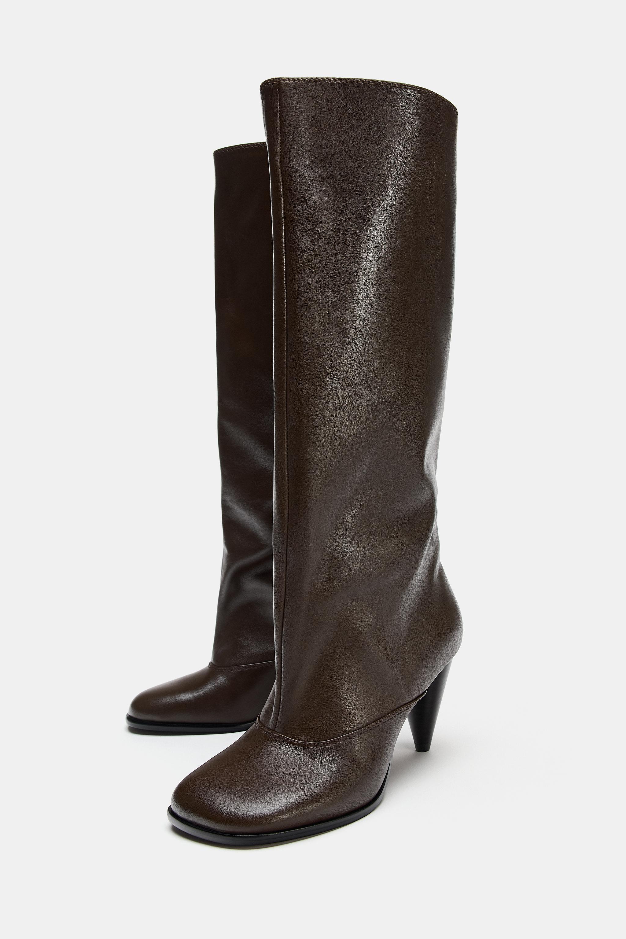 BOTTES À TALONS EN CUIR