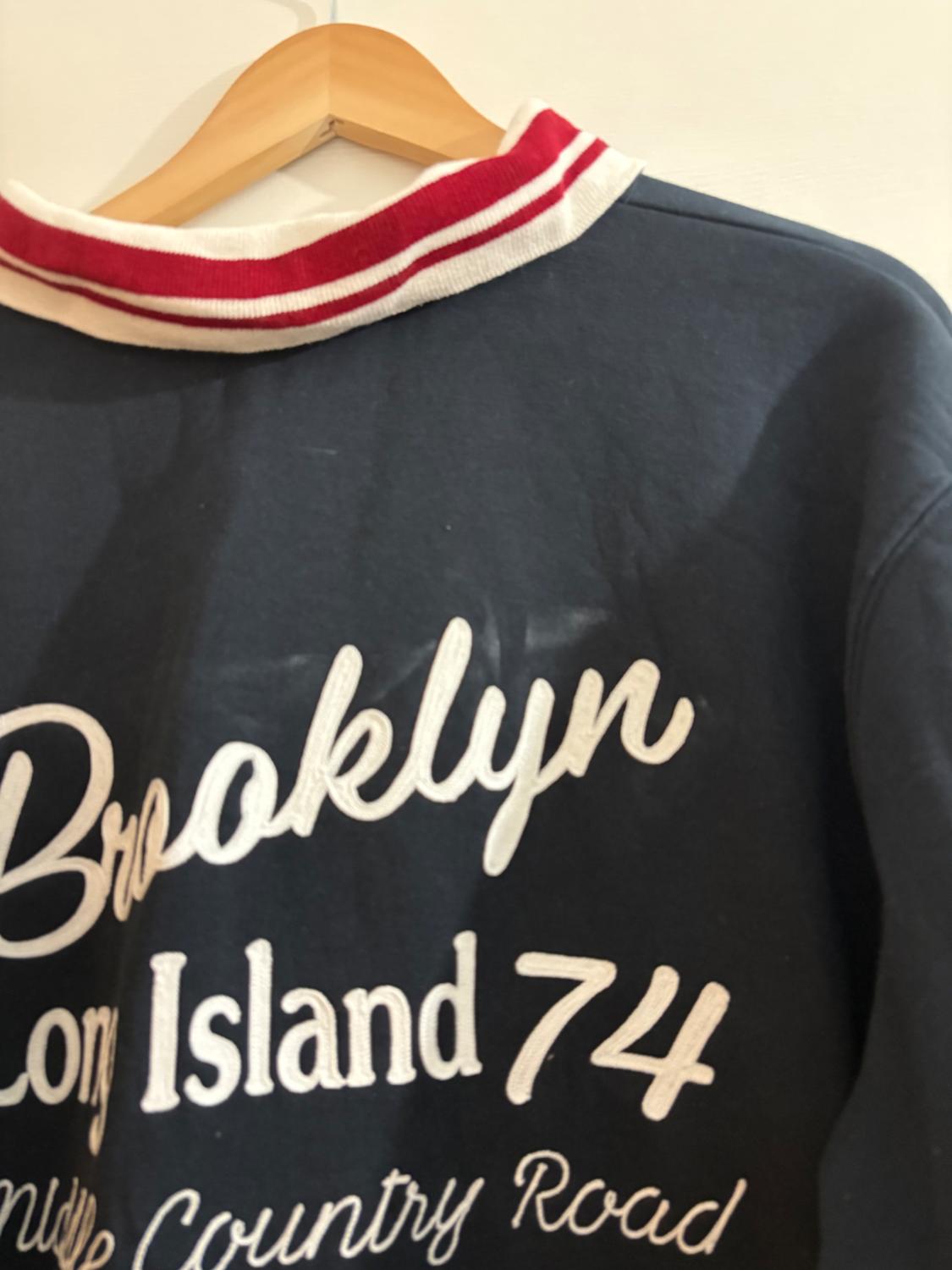 NAVY COLLARED SWEATSHIRT WITH EMBROIDERED WRITING - Image 5