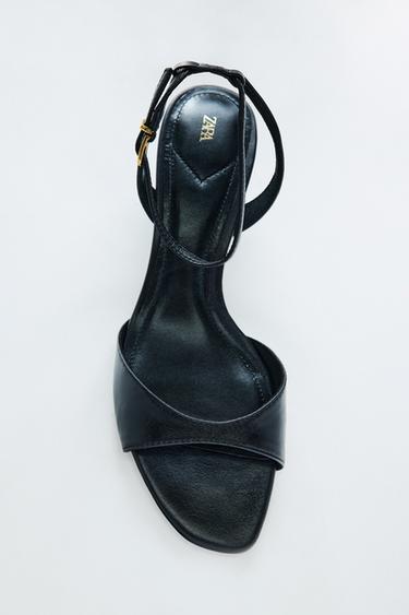 MID-HEEL SANDALS WITH ANKLE STRAP - Black by Zara