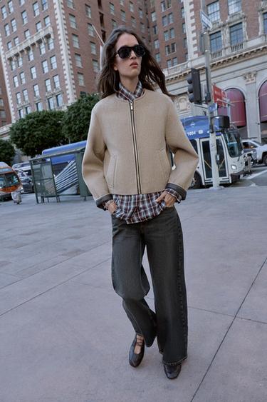 BAILARINA PLANA CORDONES - Marrón de Zara