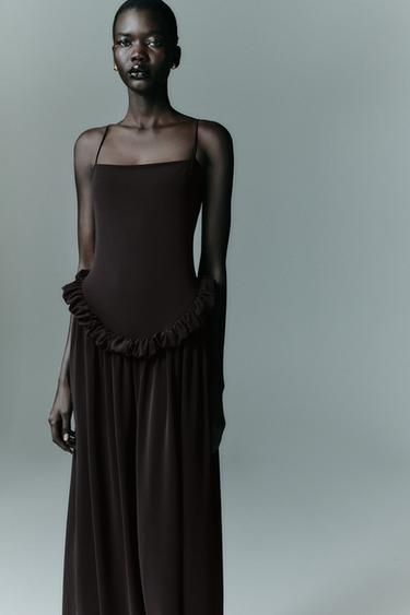 VESTIDO PEPLUM VOLUMEN - Marrón oscuro de Zara