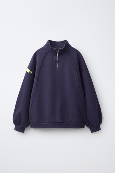 SWEATSHIRT COM APLICAÇÃO DE ETIQUETAS - Roxo da Zara