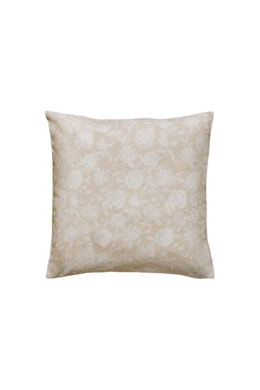 KISSENBEZUG MIT BLUMEN - Beige von Zara