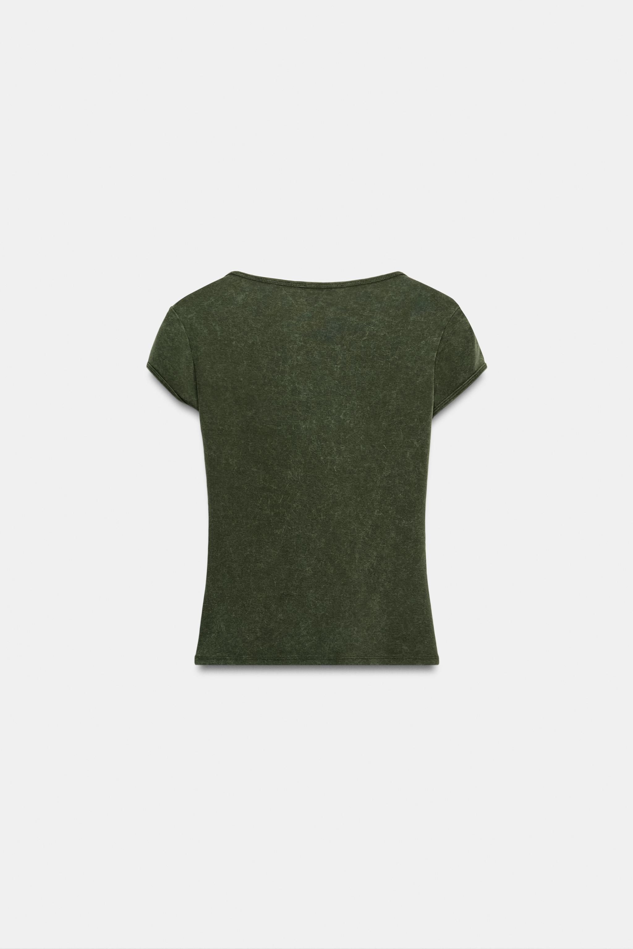 WASHED EFFECT TOP WITH FROG FASTENINGS