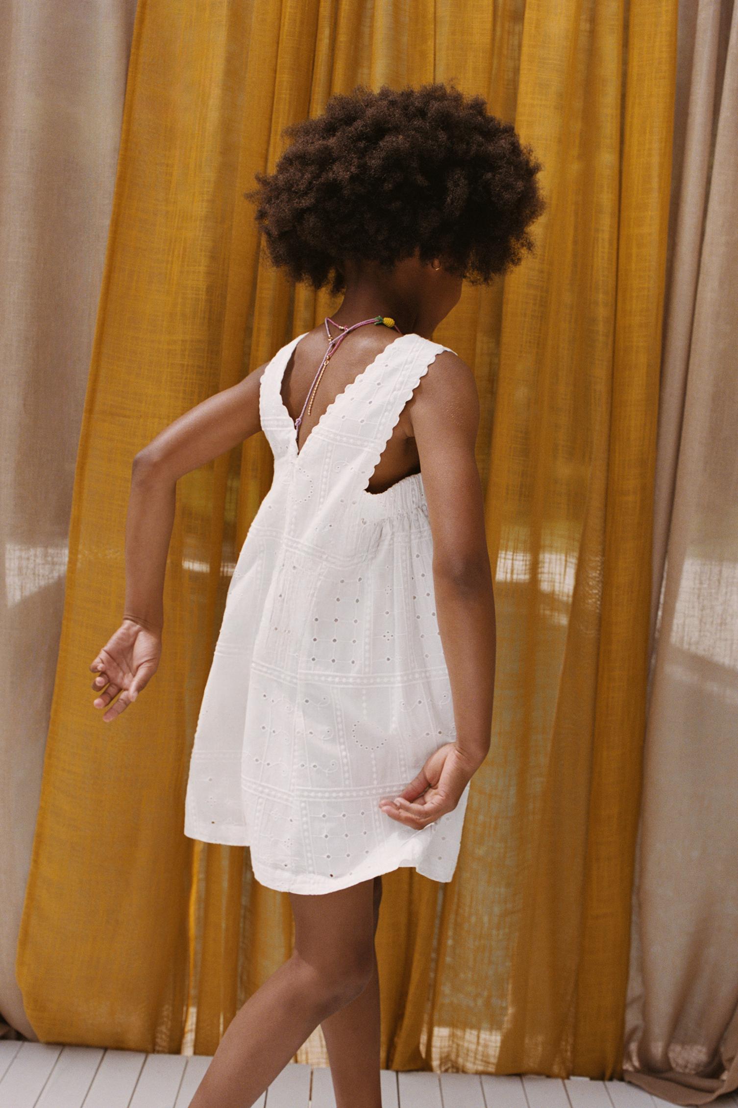 COMBI-SHORT BRODÉ SUISSE