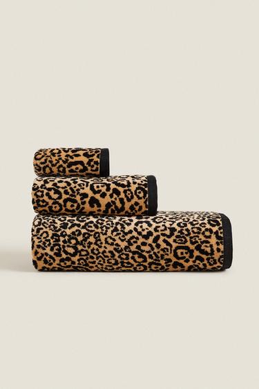 TOALHA DE BANHO EM VELUDO COM ANIMAL PRINT - Leopardo da Zara