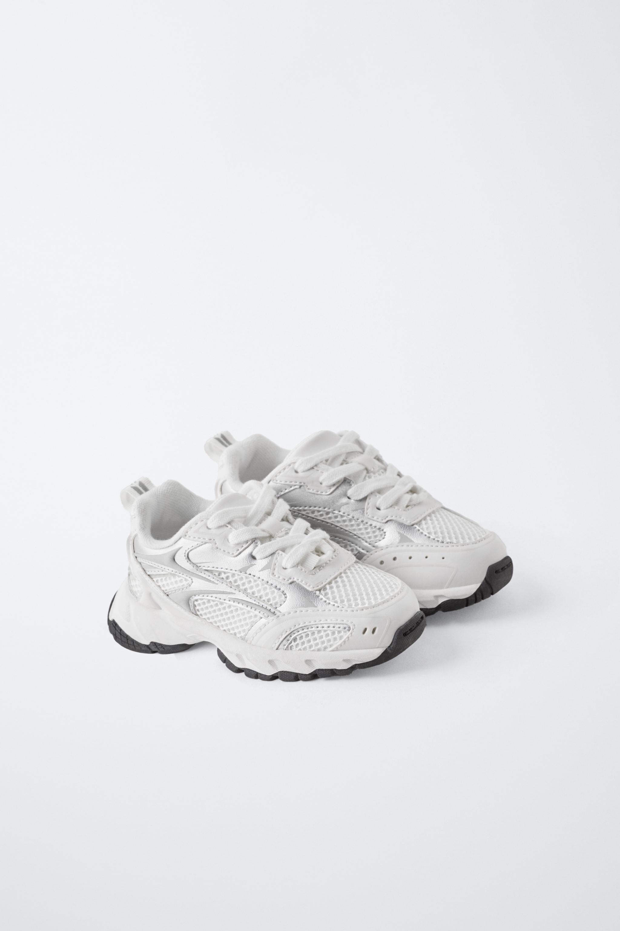 MESH SNEAKERS