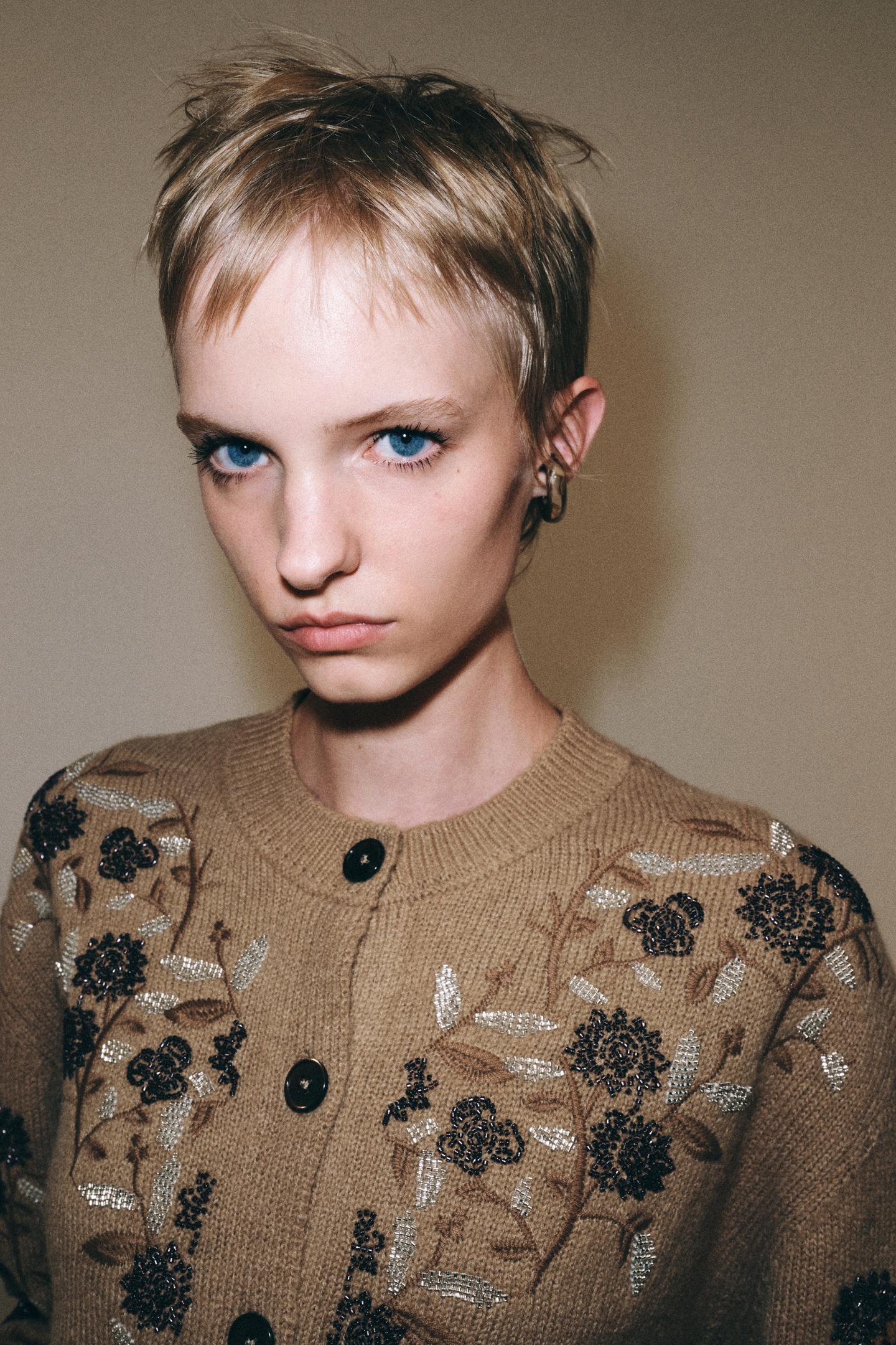 Женский кардиган Zara Cardigan with Beaded Embroidery, цвет: Серо-коричневый коричневый — фото 2