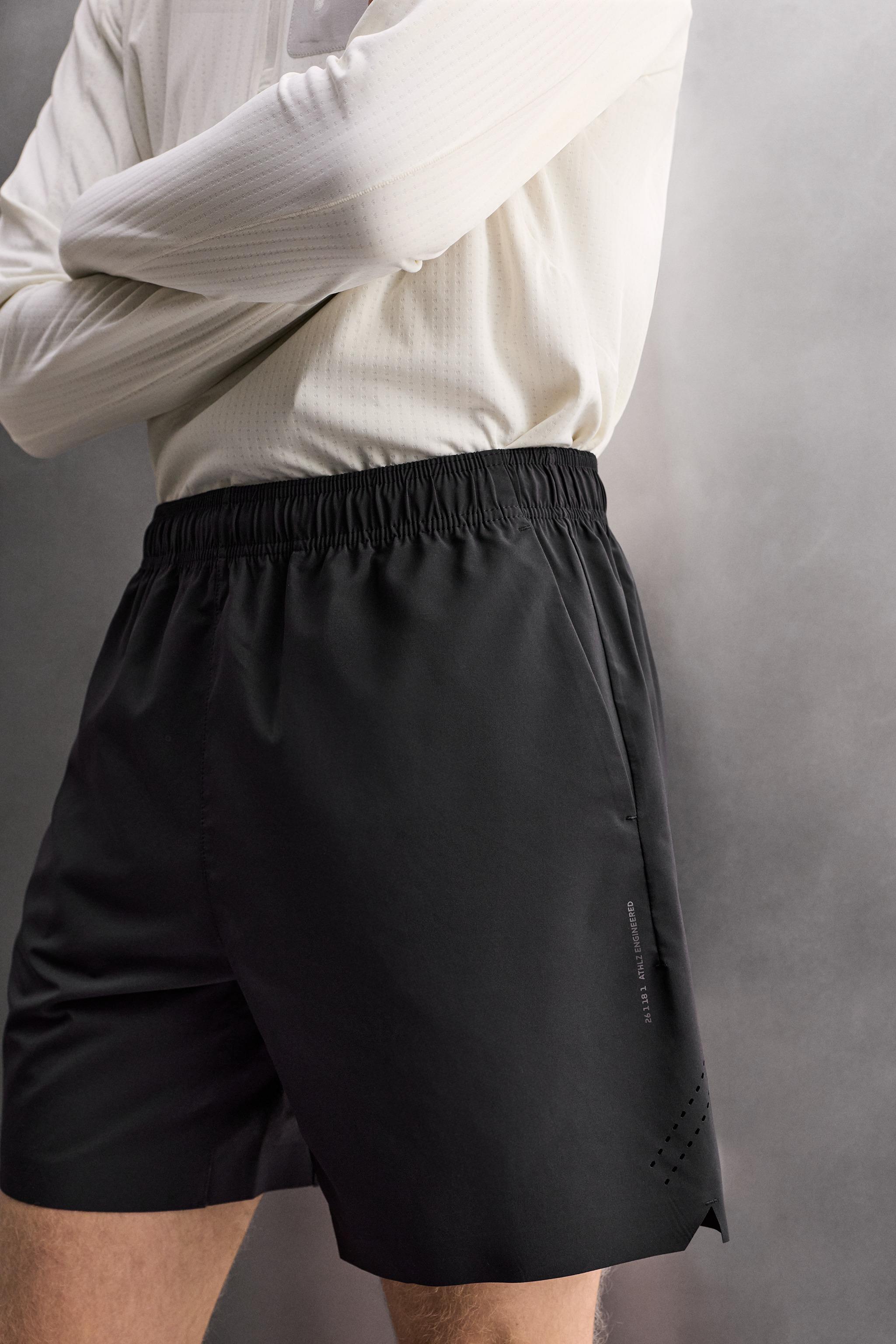 SHORT PERFORÉ 9"