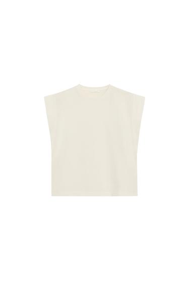 ХЛОПКОВАЯ ФУТБОЛКА СО СПУЩЕННЫМИ РУКАВАМИ — ЭКРЮ от Zara