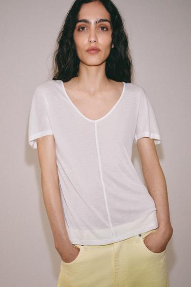CAMISETA FLUIDA MANGA CORTA - Blanco de Zara