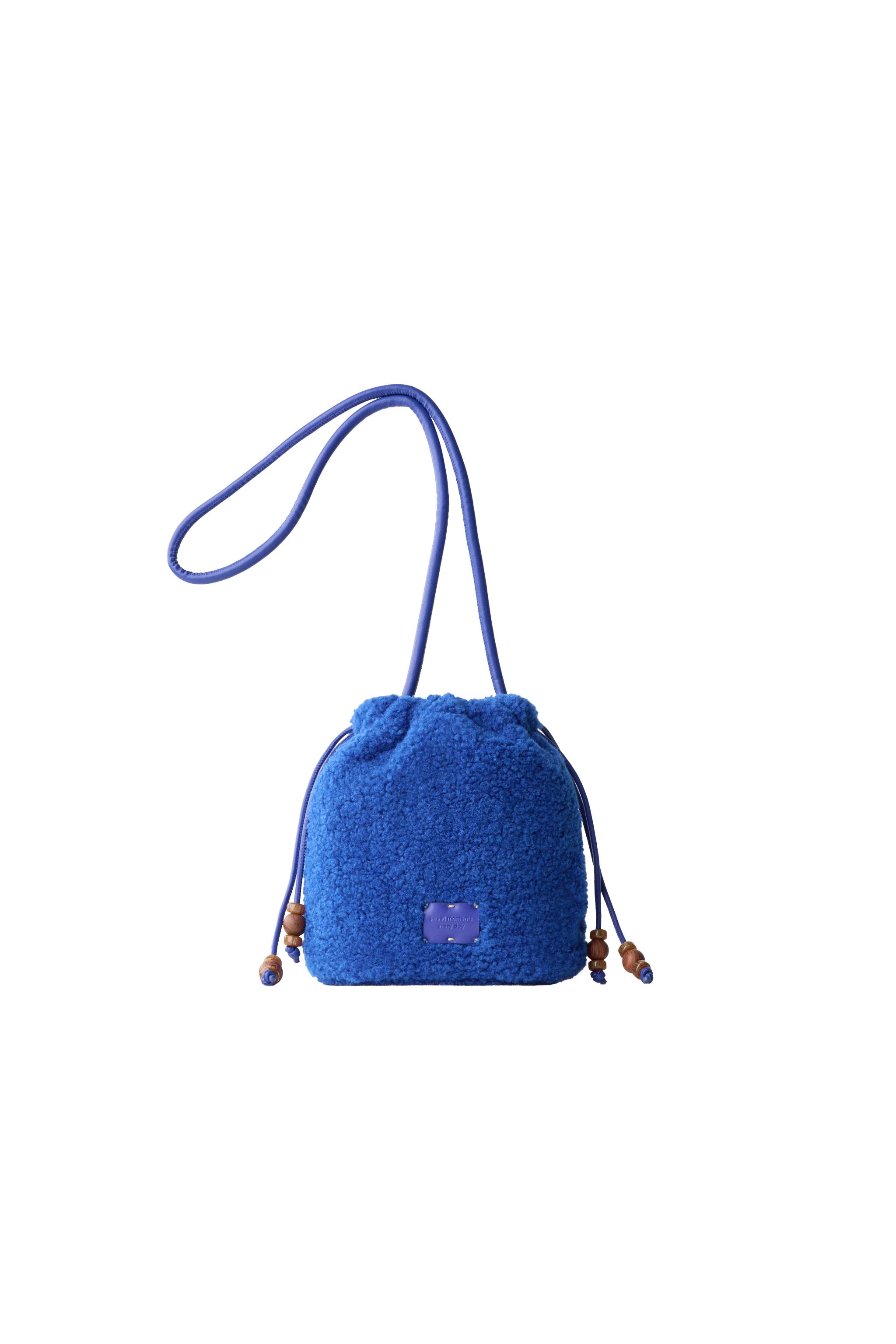 SHEARLING-EFFECT BEADED BUCKET BAG - Bluish | ZARA United States