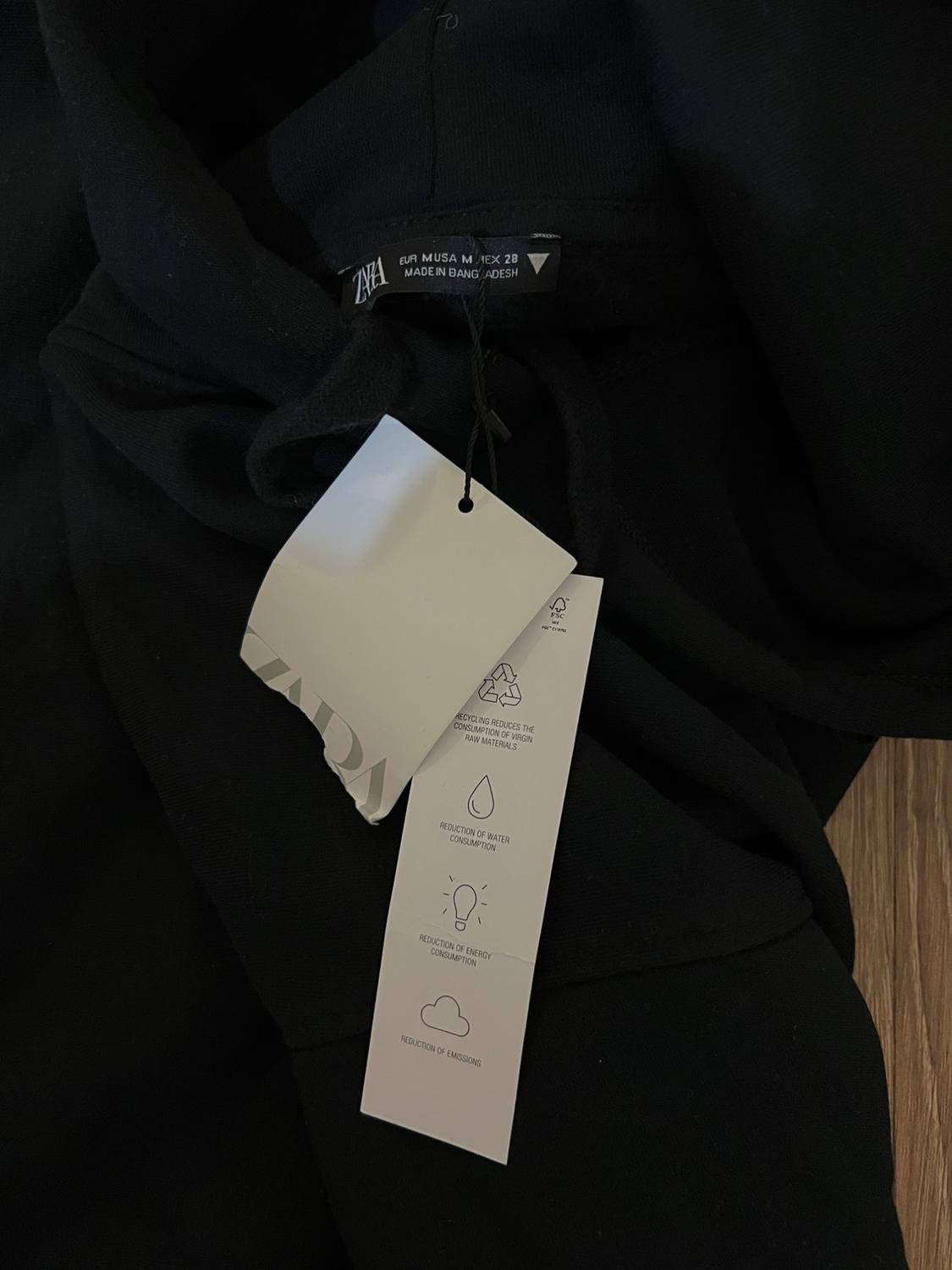 BASIC HOODIE SWEATSHIRT - Image 3