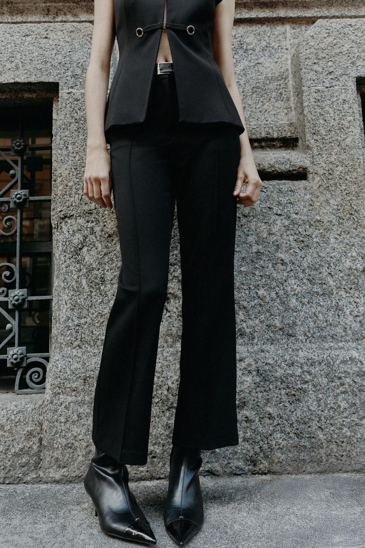 PANTALÓN FLARE CINTURÓN