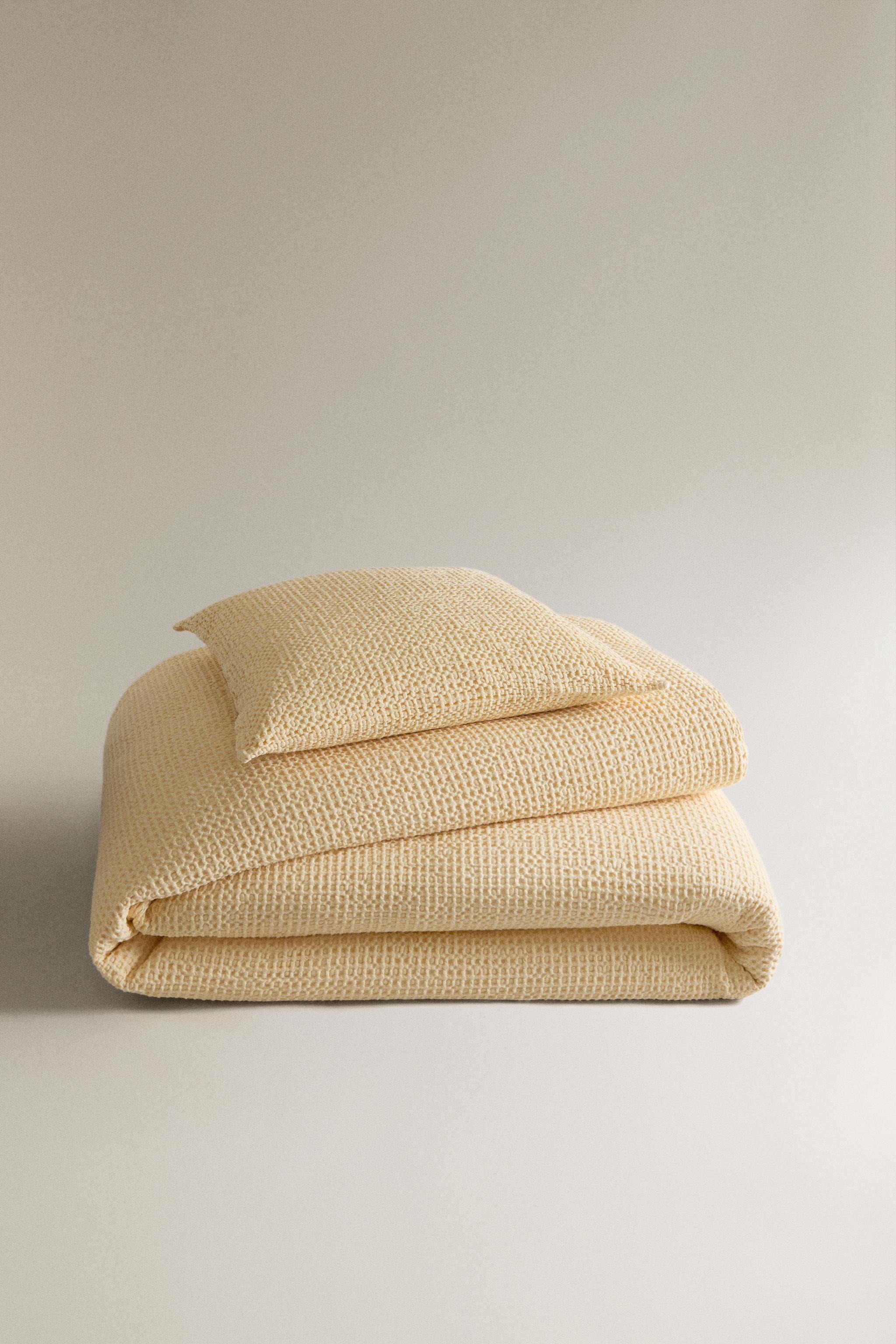 MINI WAFFLE BEDSPREAD — Yellow
