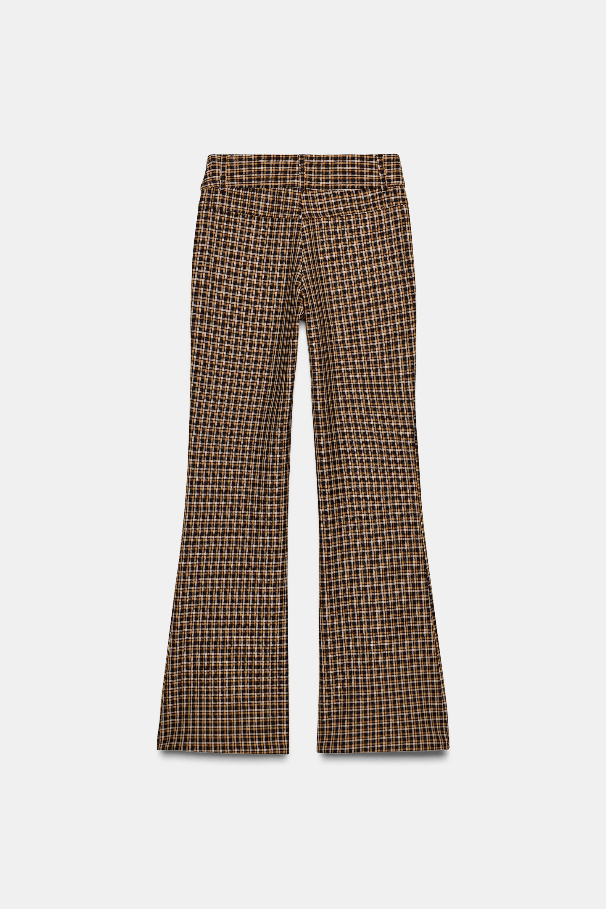 PANTALON FLARE À CARREAUX