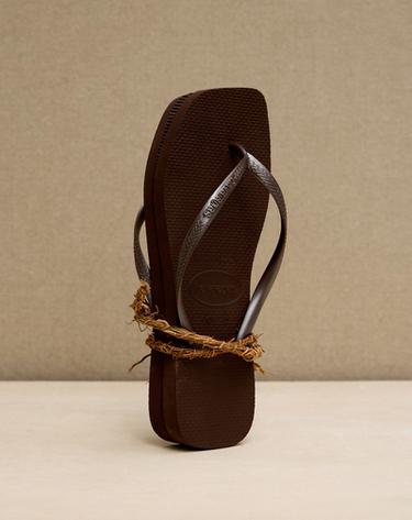 HAVAIANAS ® x ZARA SANDALEN - Bruin van Zara