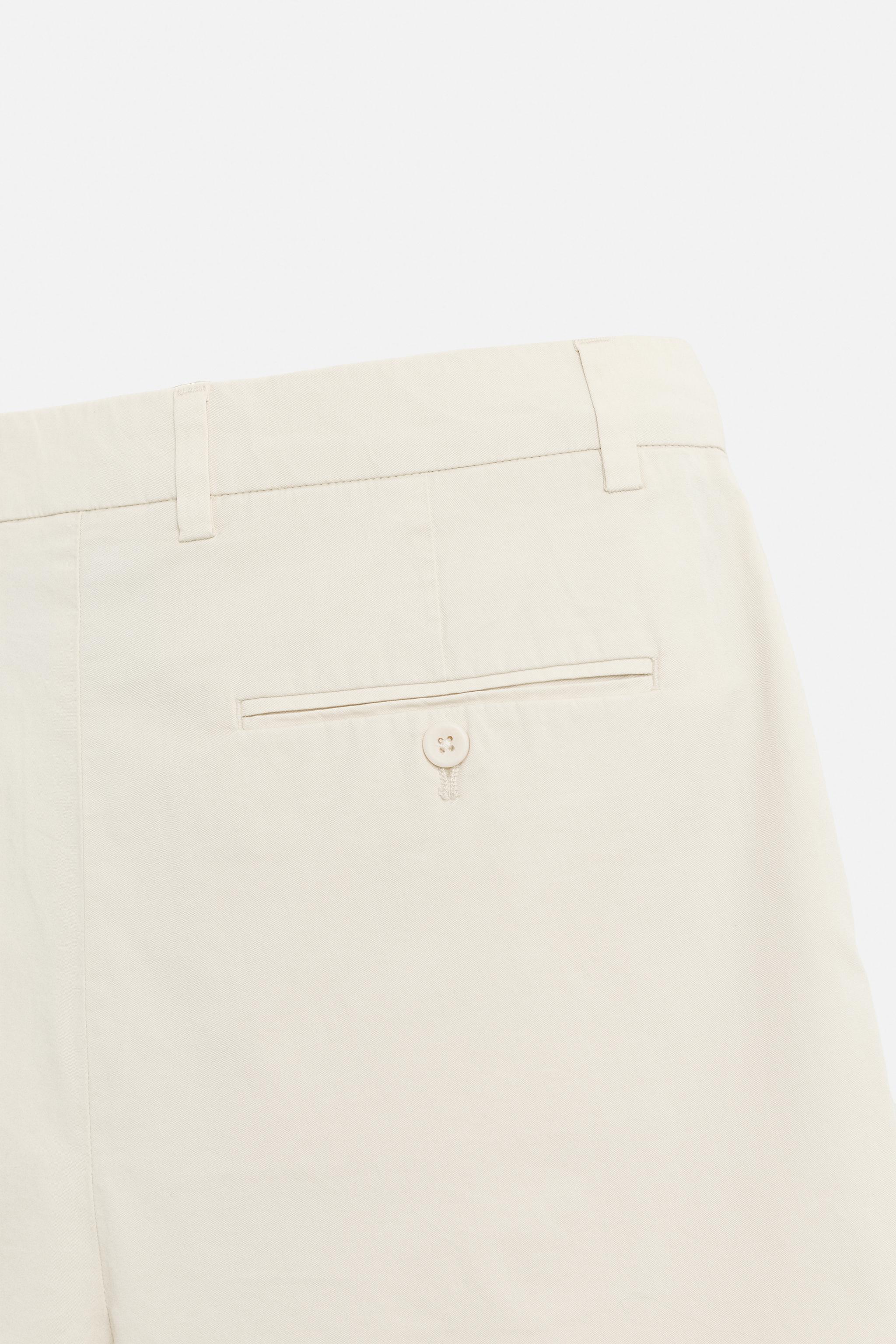 BERMUDA REGULAR FIT PLIS