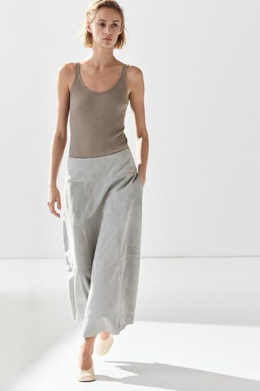 Falda midi vuelo fajín piel ante - Gris azul de Zara