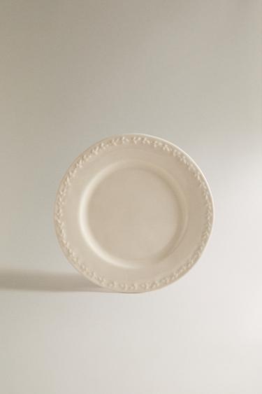 EARTHENWARE DESSERT PLATE WITH RAISED-DESIGN EDGE - Cream by Zara