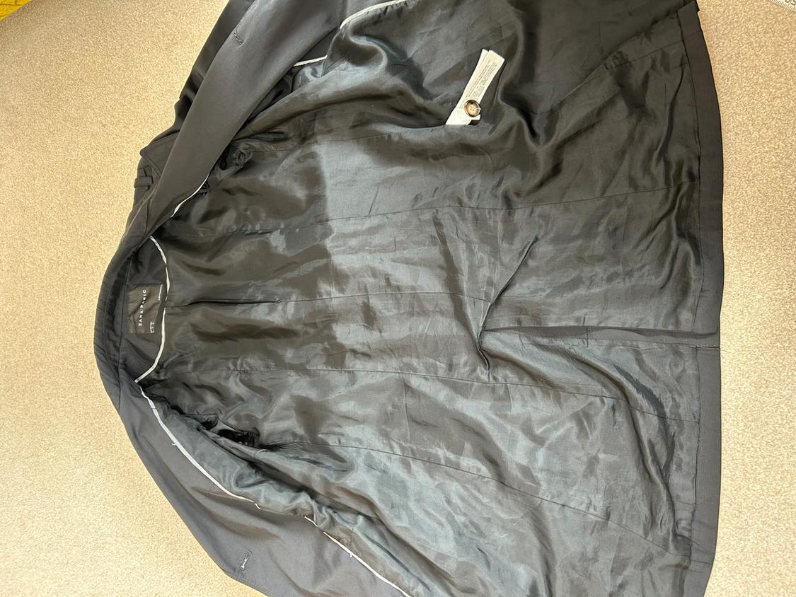 BLACK SHORT BLACK TRENCH COAT - Image 5