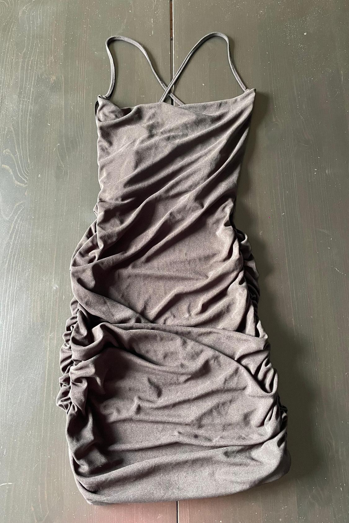 FLOWING DRESS