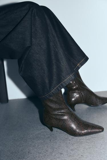 BOTTINES À TALONS IMPRIMÉES - Serpent de Zara - Image 1