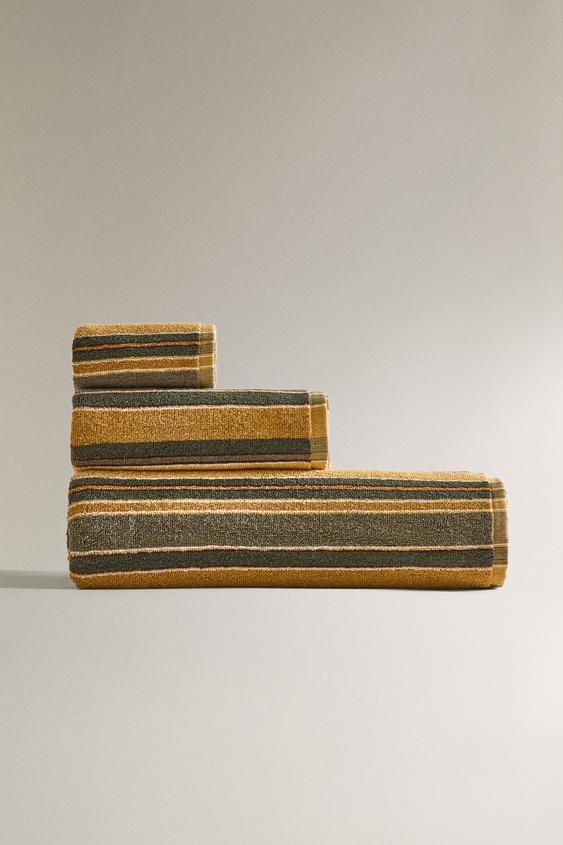 MULTI-STRIPE COLORED BATH TOWEL