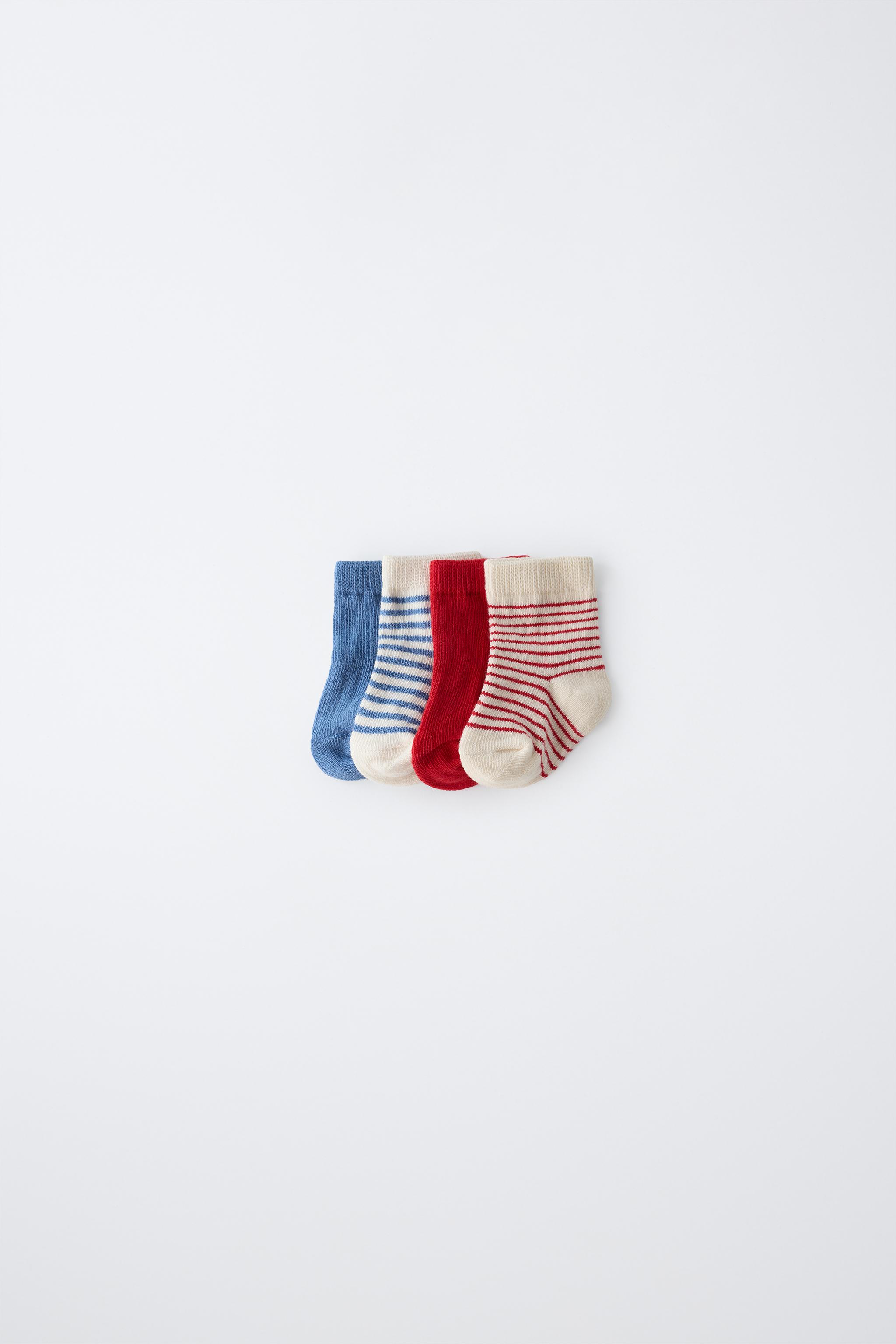 Set of 4 Colorful Socks in Gift Box — Multicolored