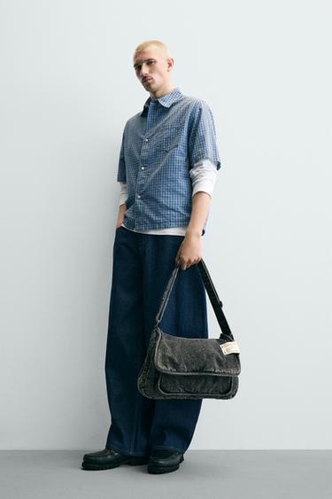 SAC BANDOULIÈRE EN DENIM EFFET DÉLAVÉ - Gris de Zara - Image 1