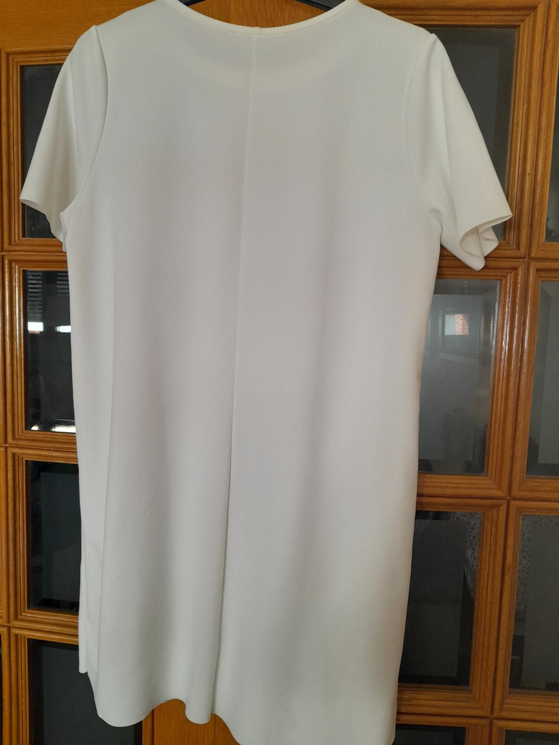 DRESS WITH RUBBERIZED FLORAL PRINT - Image 4