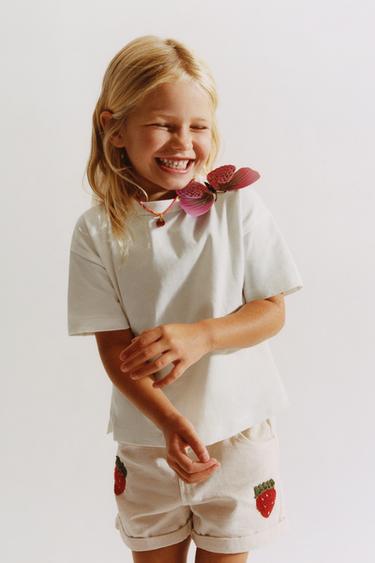 BERMUDA HIGH WAIST EN SERGE FRAISES CROCHET - Écru de Zara