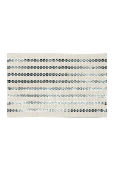 STRIPED BATH MAT – Ekrü / kék a ZARA-tól