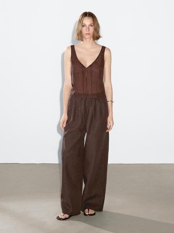 Flowing linen trousers