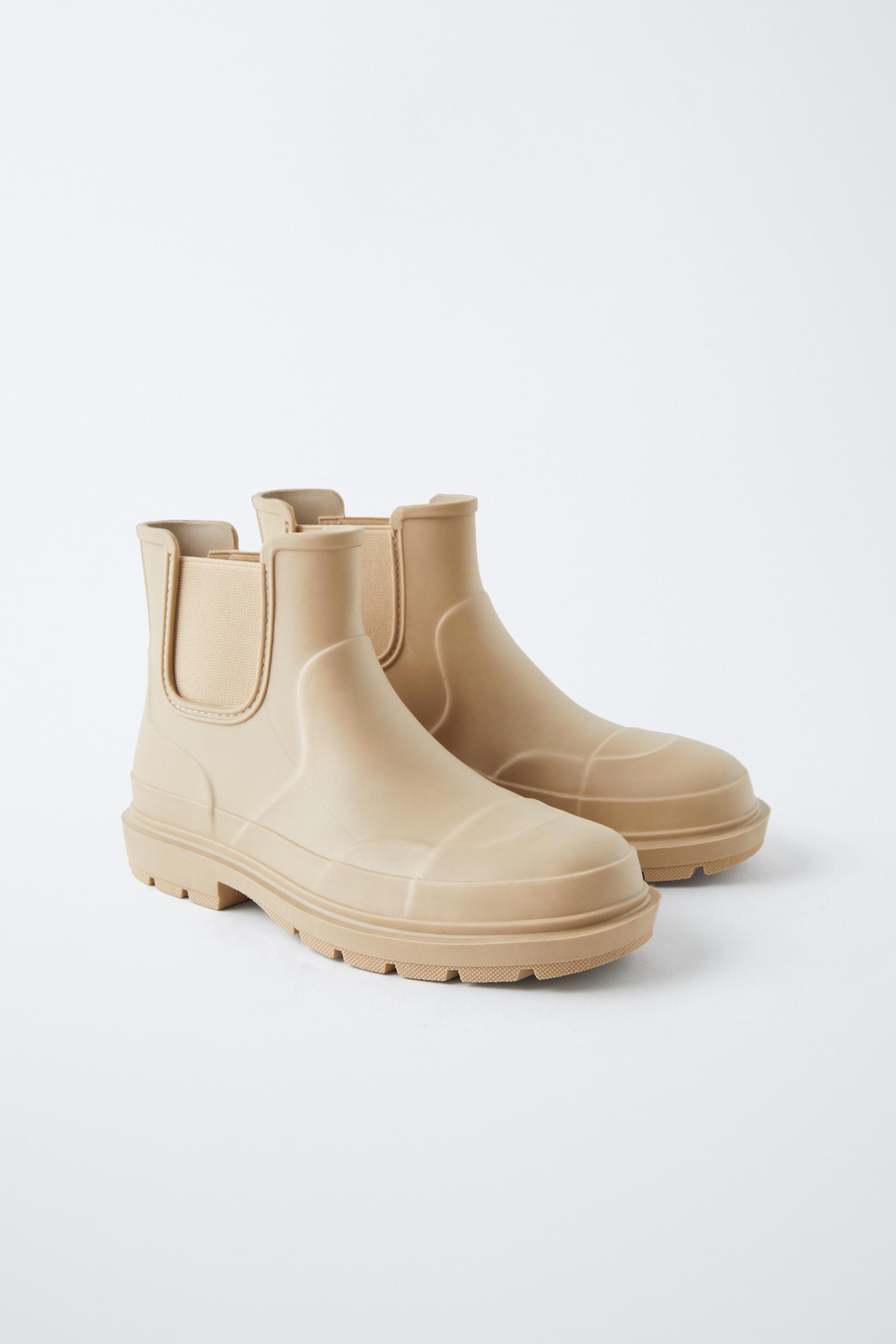 ELASTIC RAIN BOOTS