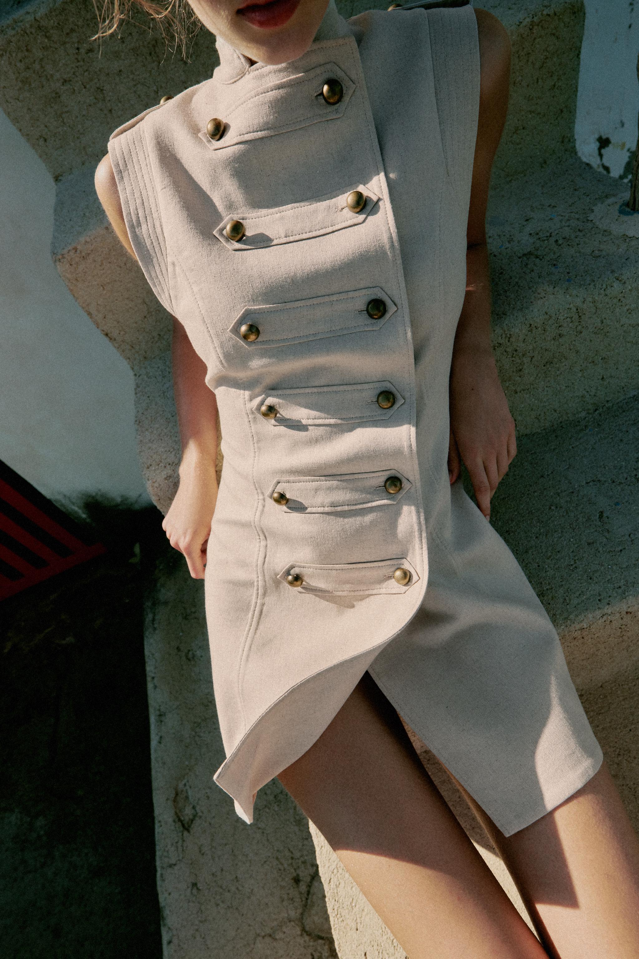LINEN MINI FIREMAN CLASP DRESS