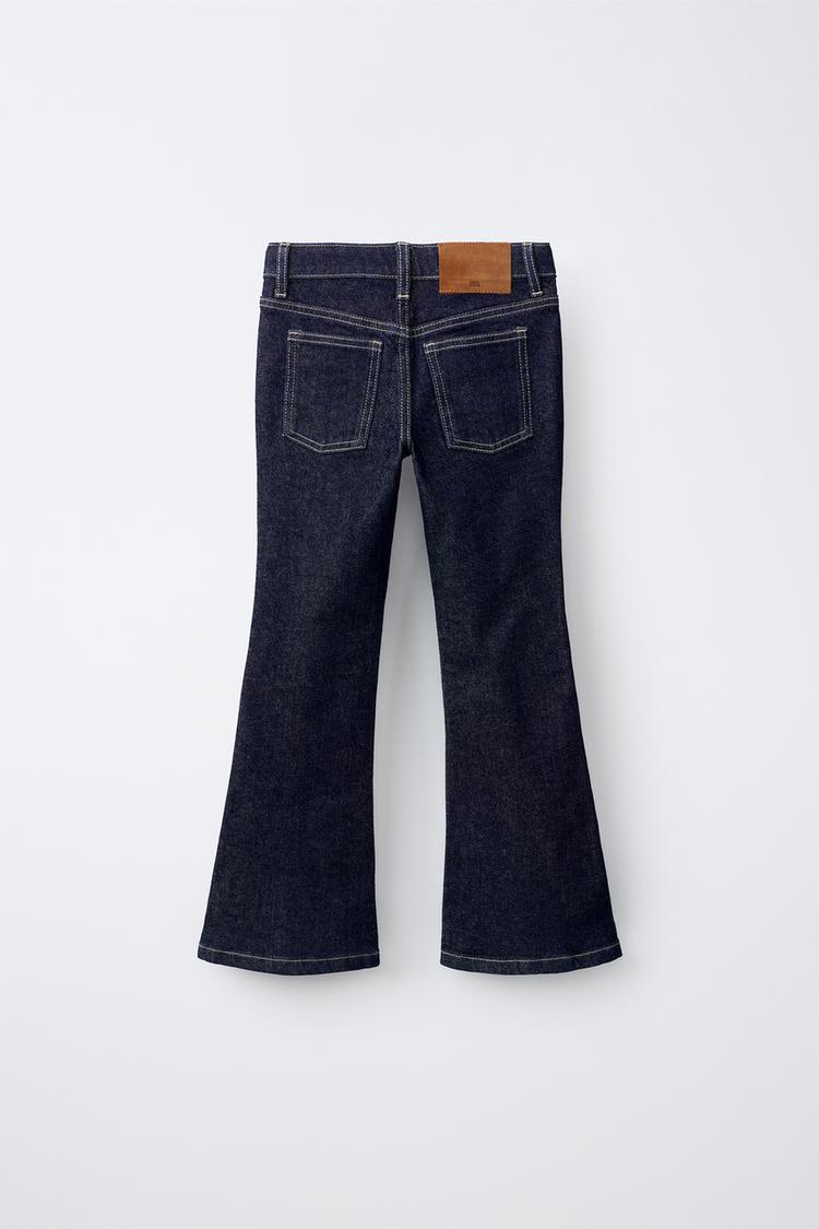 JEANS ACAMPANADOS CON BOLSILLOS 3
