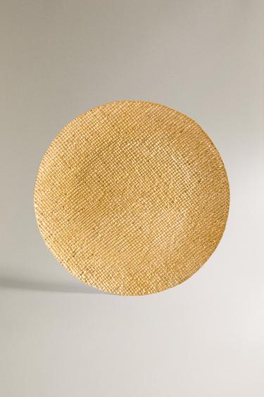 GOLDEN IRREGULAR GLASS SERVICE PLATE - Gold by Zara - Image 0