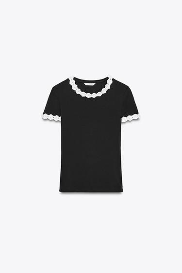 FLOWER DETAIL T-SHIRT - Black by Zara
