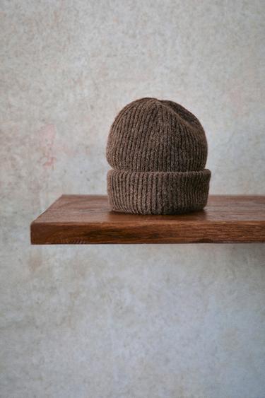 BASIC KNIT BEANIE - Brown by Zara