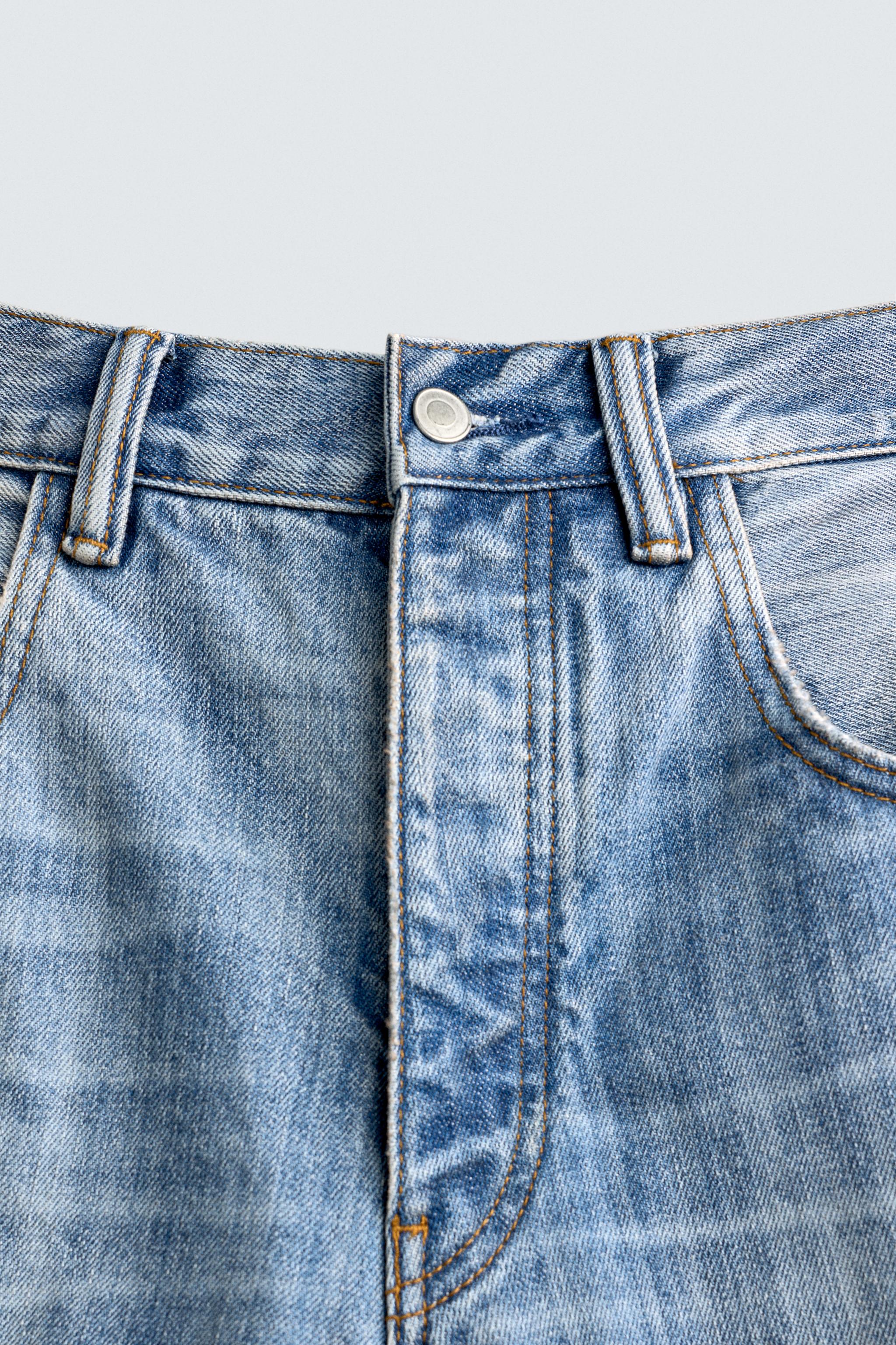 BERMUDA BAGGY EN JEAN DÉCHIRÉ