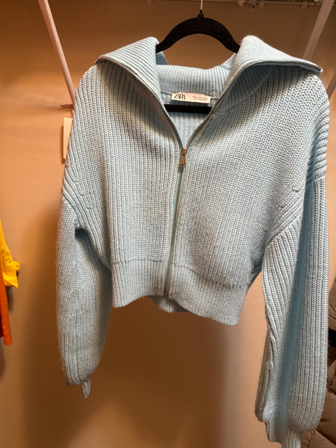 BALLOON SLEEVE KNIT CARDIGAN