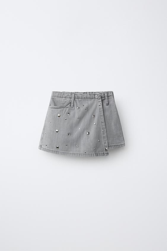 JUPE-SHORT EN JEAN À CLOUS - Gris de Zara - Image 0